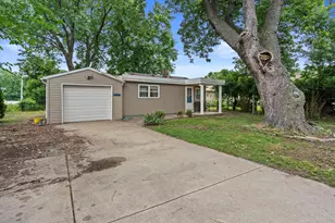 5006 N Port Washington Rd, Glendale, WI 53217 - Photo 17