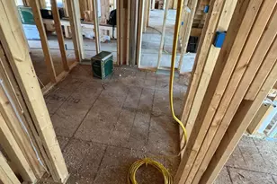 W207N5766 Muirfield Dr, Menomonee Falls, WI 53051 - Photo 7