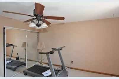 1315 N Sunnyslope Dr #202, Racine, WI 53406 - Photo 17