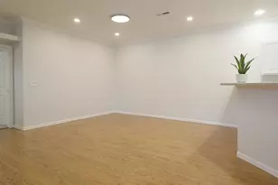 6826 S 34th St, Franklin, WI 53132 - Photo 7