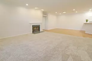 6826 S 34th St, Franklin, WI 53132 - Photo 5