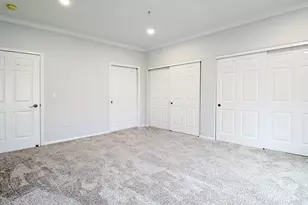 6826 S 34th St, Franklin, WI 53132 - Photo 17