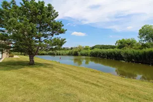 6826 S 34th St, Franklin, WI 53132 - Photo 25