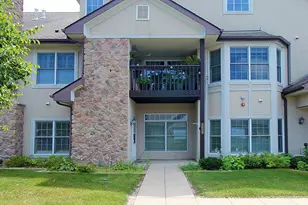 6826 S 34th St, Franklin, WI 53132 - Photo 23