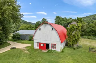 36415 Homer Valley Ln, Homer, MN 55987 - Photo 43