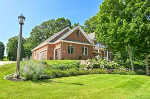 S76W25745 Prairieside Dr, Vernon, WI 53189 - Photo 59