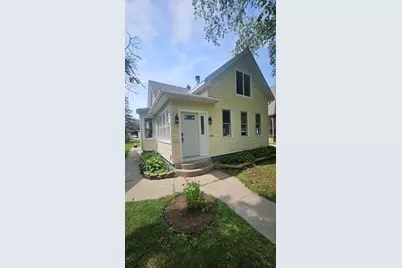 2104 N 10th St, Sheboygan, WI 53081 - Photo 1