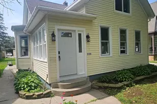 2104 N 10th St, Sheboygan, WI 53081 - Photo 1