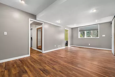 8020  Ridgeway Dr, Burlington, WI 53105 - Photo 15