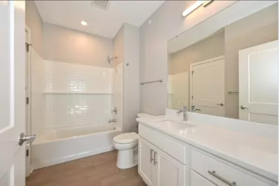 500 E Main St #301, Racine, WI 53185 - Photo 13