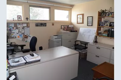 601 N 8th St, Manitowoc, WI 54220 - Photo 35