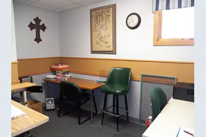 601 N 8th St, Manitowoc, WI 54220 - Photo 29