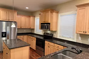 2010 N Buffum St, Milwaukee, WI 53212 - Photo 7