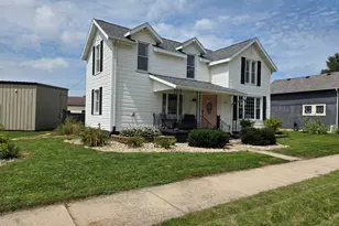 193 Martin St, Sharon, WI 53585 - Photo 25