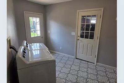 193  Martin St, Sharon, WI 53585 - Photo 3