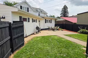 193 Martin St, Sharon, WI 53585 - Photo 23