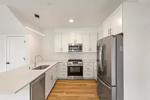 9378 S Alder Pl, Oak Creek, WI 53154 - Photo 3