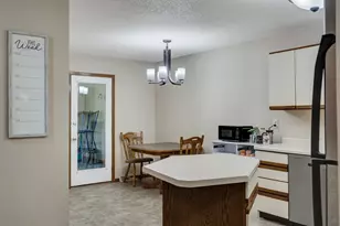 1125 Schafer Dr, Onalaska, WI 54650 - Photo 7