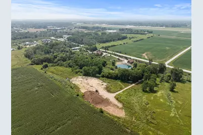 2423  County Highway Q -, Manitowoc, WI 54220 - Photo 89