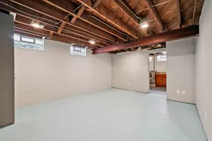 9707 W Metcalf Pl, Milwaukee, WI 53222 - Photo 21