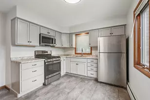 9707 W Metcalf Pl, Milwaukee, WI 53222 - Photo 3