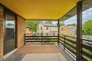 9707 W Metcalf Pl, Milwaukee, WI 53222 - Photo 51