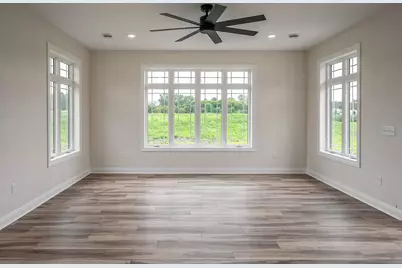 N866 N Water St, Watertown, WI 53098 - Photo 9