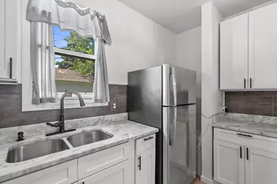 3109 N Main St, Racine, WI 53402 - Photo 27