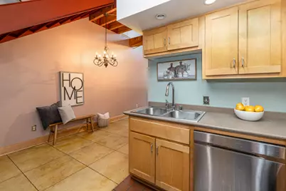 904 E Pearson St #113, Milwaukee, WI 53202 - Photo 5