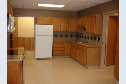 555  Braund St, Onalaska, WI 54650 - Photo 3