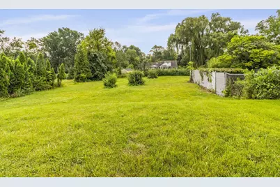 N69W15889  Eileen Ave, Menomonee Falls, WI 53051 - Photo 13