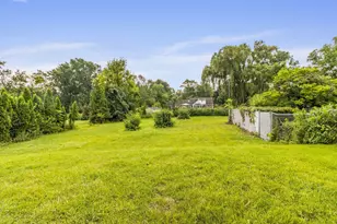 N69W15889 Eileen Ave, Menomonee Falls, WI 53051 - Photo 13