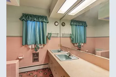 N69W15889  Eileen Ave, Menomonee Falls, WI 53051 - Photo 41