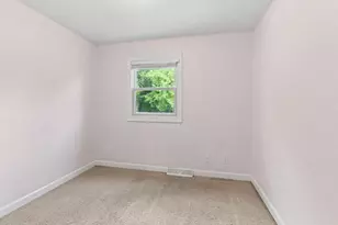 N20W28282 Oakton Rd, Delafield, WI 53072 - Photo 27