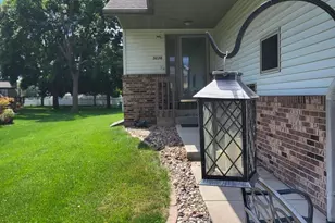 3026 33rd St, La Crosse, WI 54601 - Photo 1