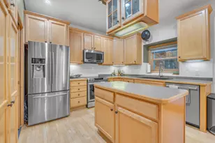 142 Maple Dr, Plymouth, WI 53073 - Photo 9