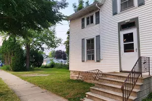 356 W 11th Ave, Oshkosh, WI 54902 - Photo 9