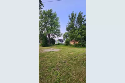 356 W 11th Ave, Oshkosh, WI 54902 - Photo 7
