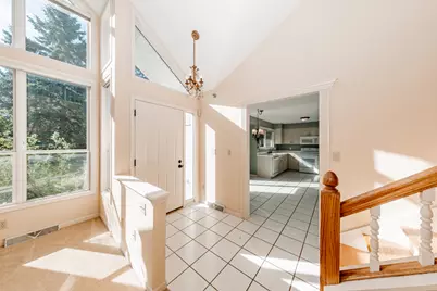 14128 W Waterford Square Dr, New Berlin, WI 53151 - Photo 11