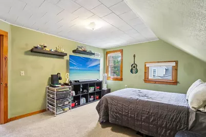 465  Hawthorn St, Burlington, WI 53105 - Photo 17