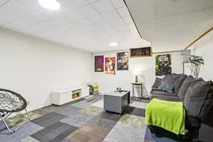 465 Hawthorn St, Burlington, WI 53105 - Photo 19