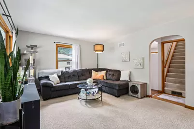 465  Hawthorn St, Burlington, WI 53105 - Photo 3