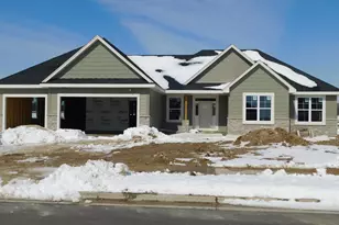 1012 Candleberry Ln, Grafton, WI 53024 - Photo 1