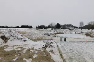 1012 Candleberry Ln, Grafton, WI 53024 - Photo 7