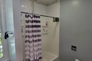 2224 N Holton St, Milwaukee, WI 53212 - Photo 11