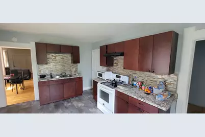 2224 N Holton St #2226, Milwaukee, WI 53212 - Photo 13