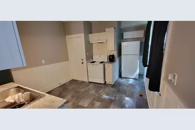 2224 N Holton St #2226, Milwaukee, WI 53212 - Photo 3