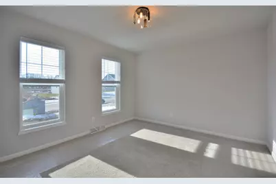 N53W19798  Kingair Dr, Menomonee Falls, WI 53051 - Photo 25