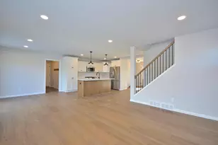 N53W19798 Kingair Dr, Menomonee Falls, WI 53051 - Photo 11