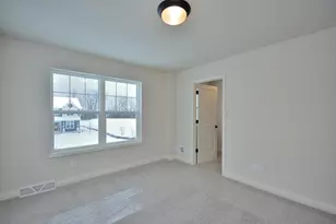 8191 Skylark Ct, Mequon, WI 53097 - Photo 15